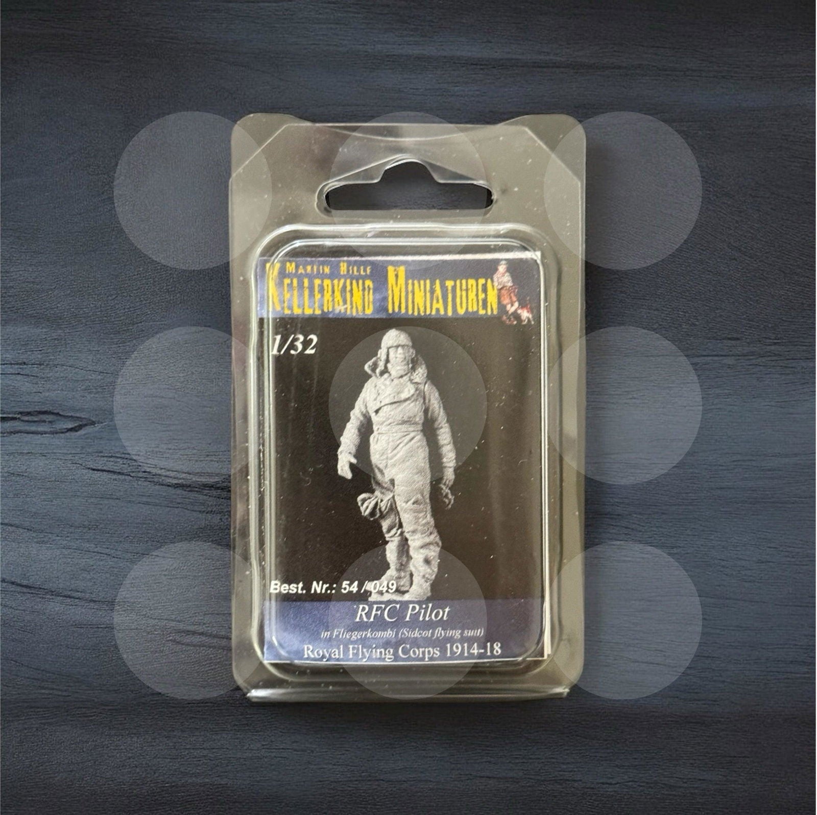 1/32 RFC pilot in Sidcot flying suit - Gothaforce