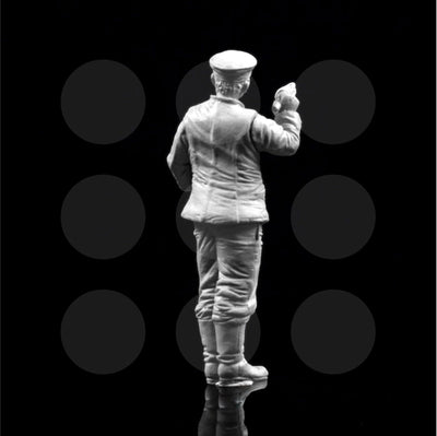 1/32 German mechanic with paintbrush - Gothaforce