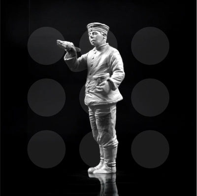 1/32 German mechanic with paintbrush - Gothaforce