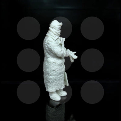 1/32 German pilot with electric heated gloves - Gothaforce