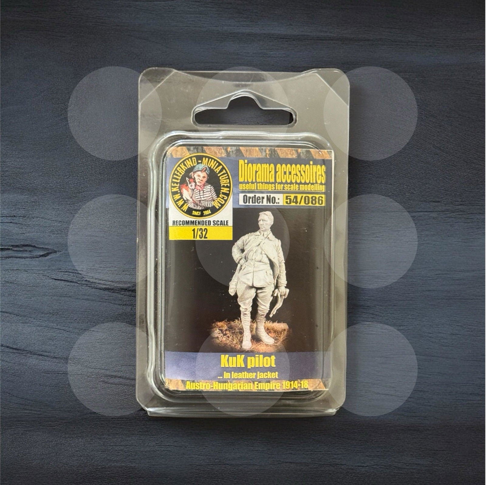 1/32 KuK pilot with leather jacket - Gothaforce