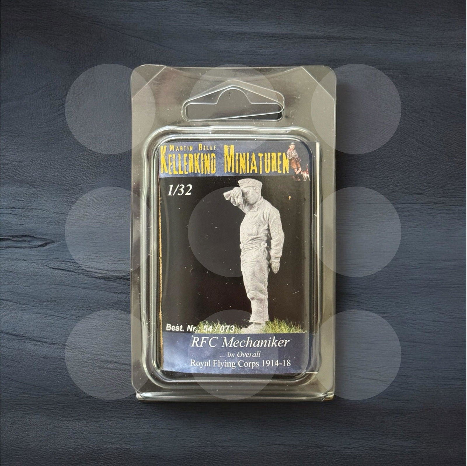 1/32 RFC mechanic in overall - Gothaforce